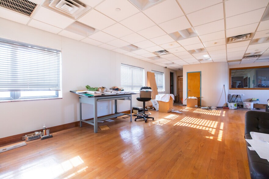 More Photos Of 1652 Atlantic Ave, Brooklyn Warehouse For Sale