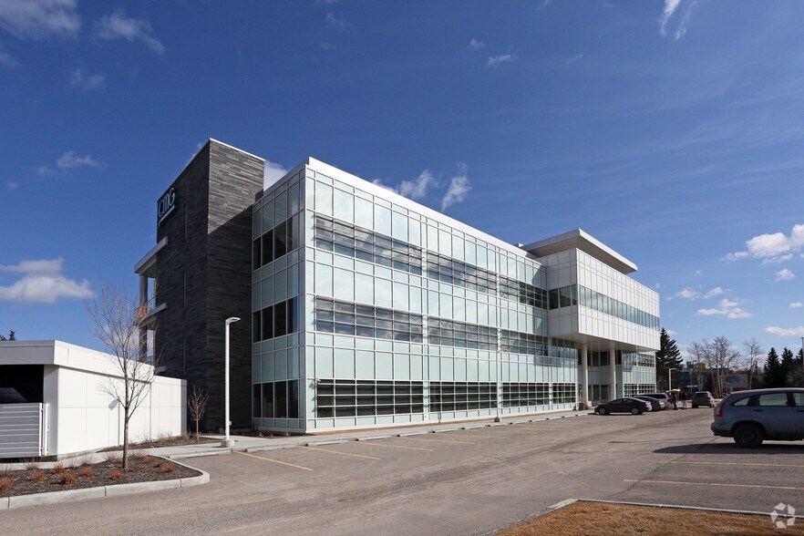 More Photos Of 3710 33rd St NW, Calgary Office For Lease