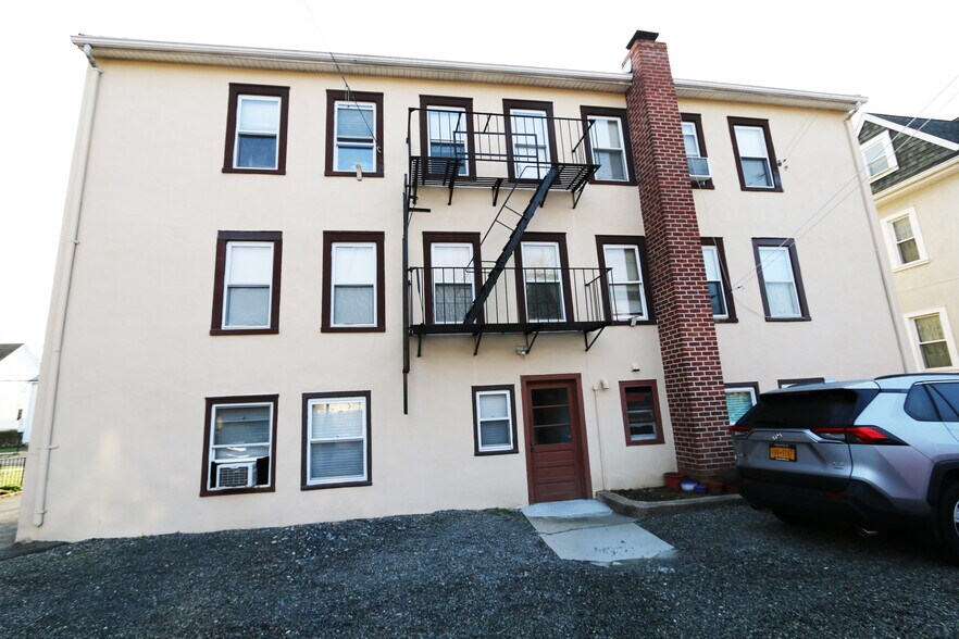 74 Nelson Ave, Harrison, NY 10528 Apartments For Sale