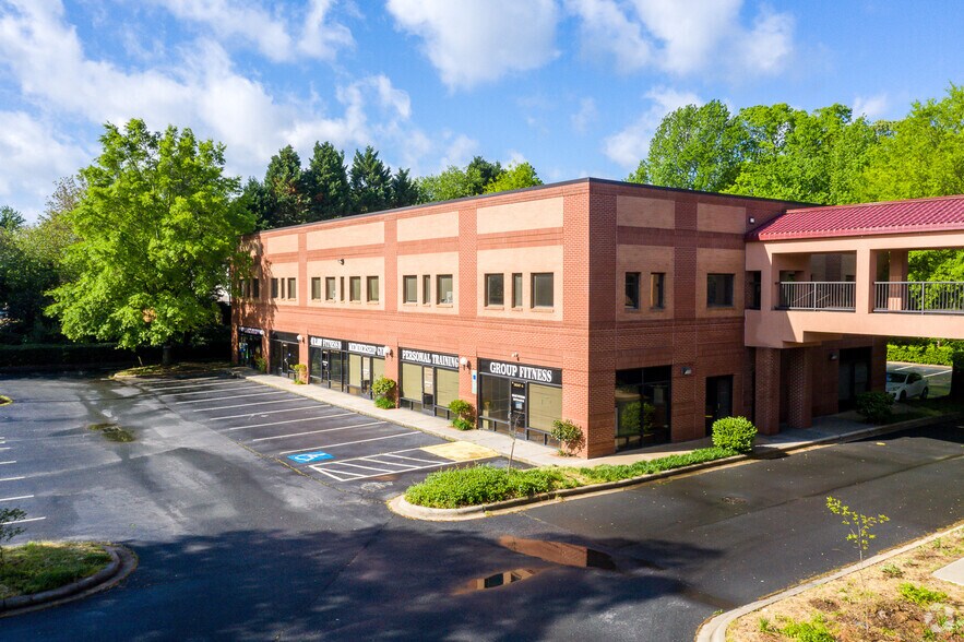 Primary Photo Of 18047 W Catawba Ave, Cornelius Office For Lease