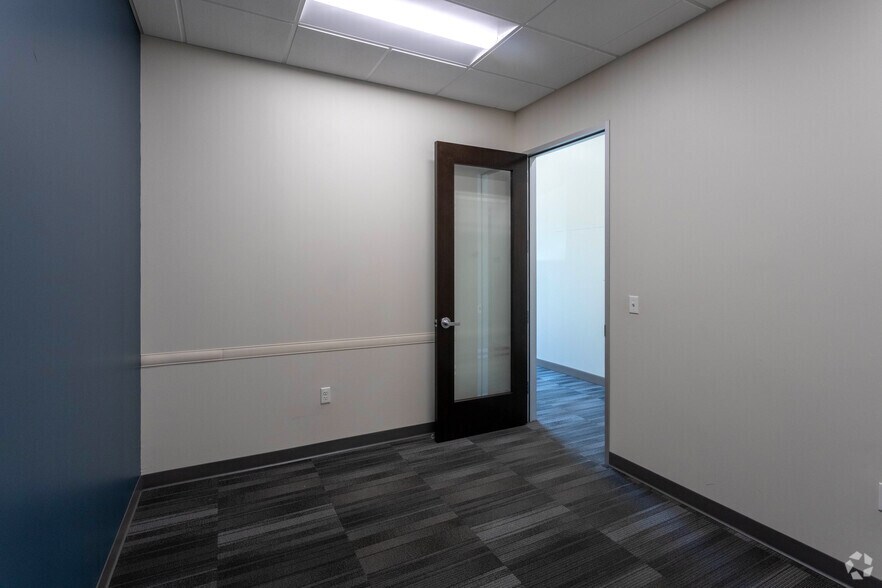 More Photos Of 480 24th Ave NW, Norman General Retail For Sale