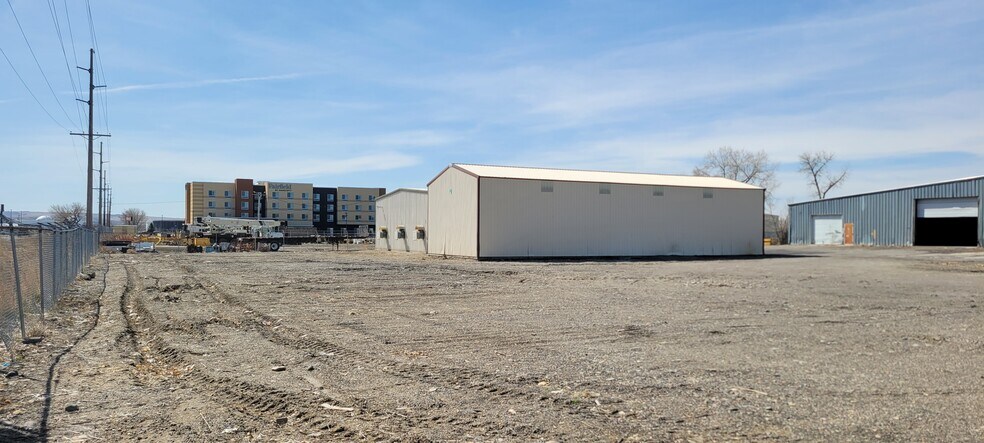 More Photos Of 119 S Washington Ave, Laurel Manufacturing For Lease