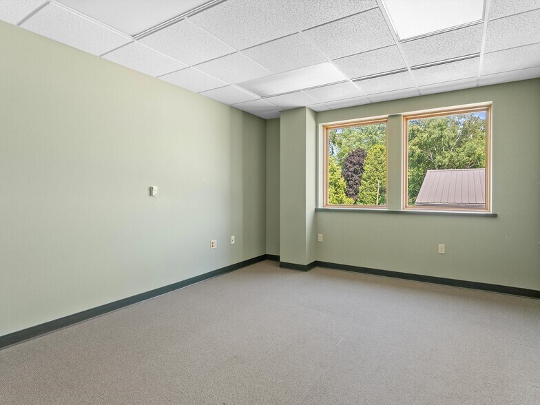 More Photos Of 2205 Forest Ave, Two Rivers Office Residential For Sale