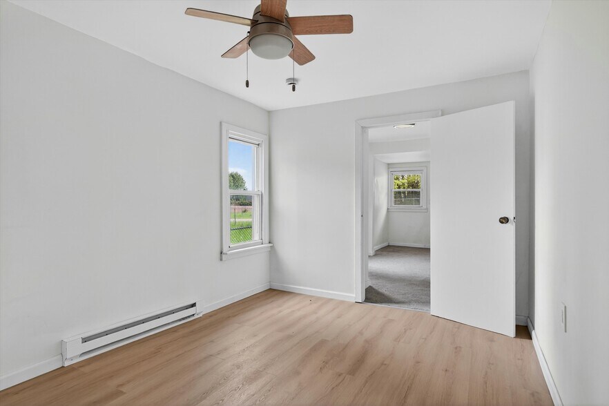 More Photos Of 48 - 50 Horseshoe Lake, Kauneonga Lake Apartments For Sale