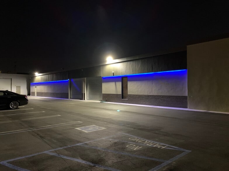 More Photos Of 1439 Plaza Del Amo, Torrance Warehouse For Sale