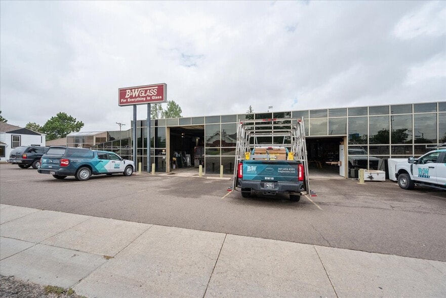 Primary Photo Of 2200 E 15th St, Cheyenne Flex For Sale