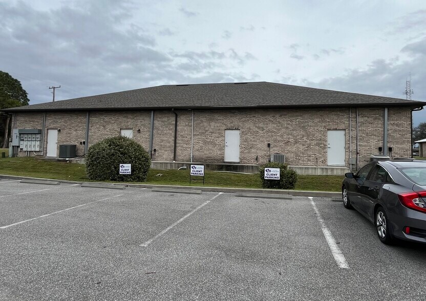 More Photos Of 197 Bouganvillea Dr, Rockledge Medical For Lease