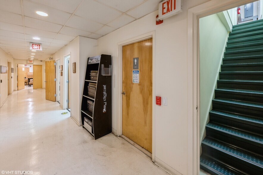 More Photos Of 521 E 3rd St, Mount Vernon Manufacturing For Sale