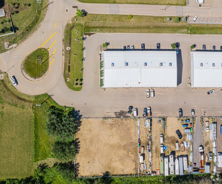 More Photos Of 280 Portage Clos, Sherwood Park Warehouse For Sale