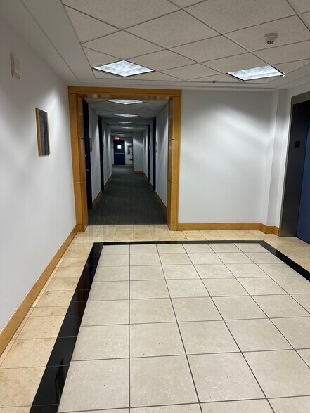 More Photos Of 1150 NW 72nd Ave, Miami Loft Creative Space For Lease