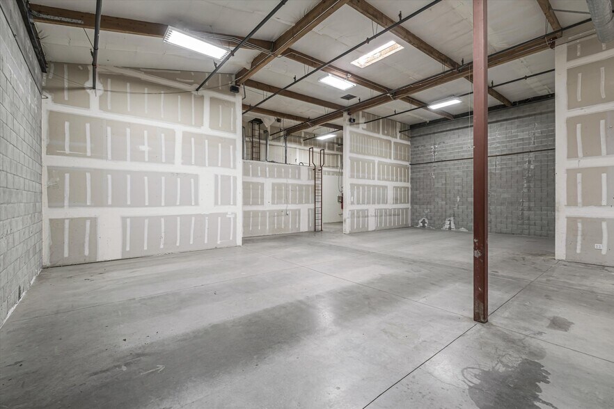 More Photos Of 3545 Soquel Dr, Soquel Auto Repair For Lease