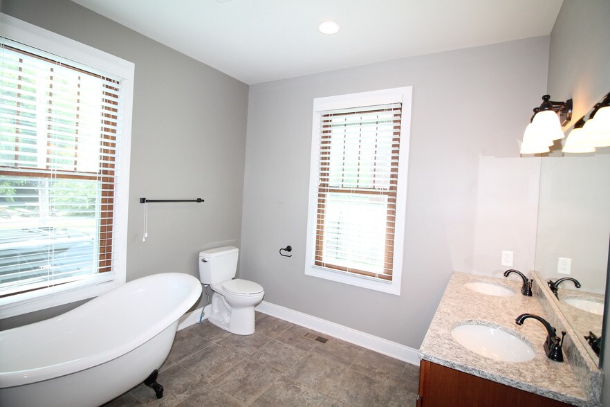 More Photos Of 430 Adams St, Paducah Apartments For Sale