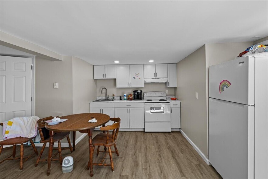 More Photos Of 412 N 8th St, Stroudsburg Apartments For Sale