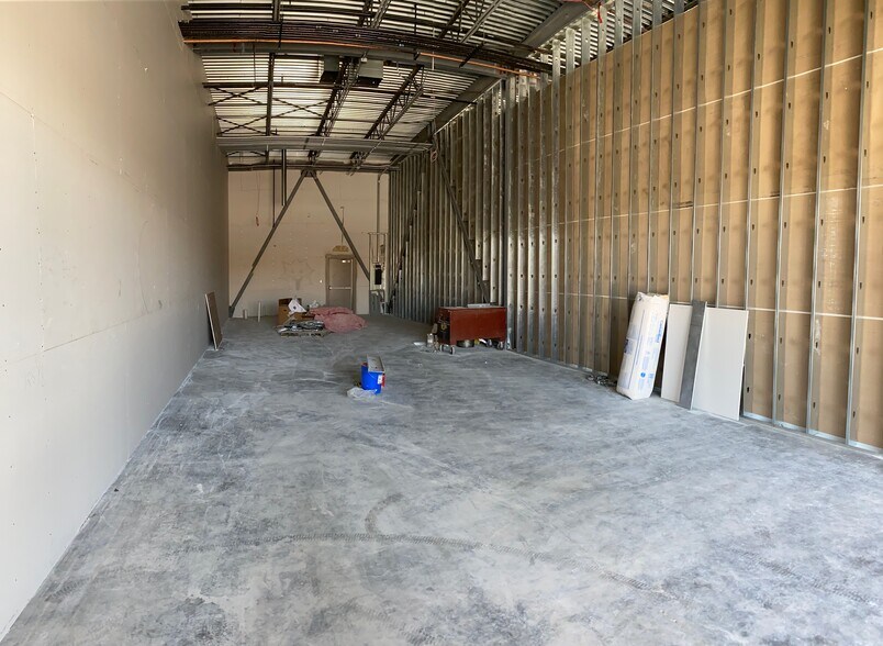 More Photos Of 19585 Hess Rd, Parker Storefront For Lease