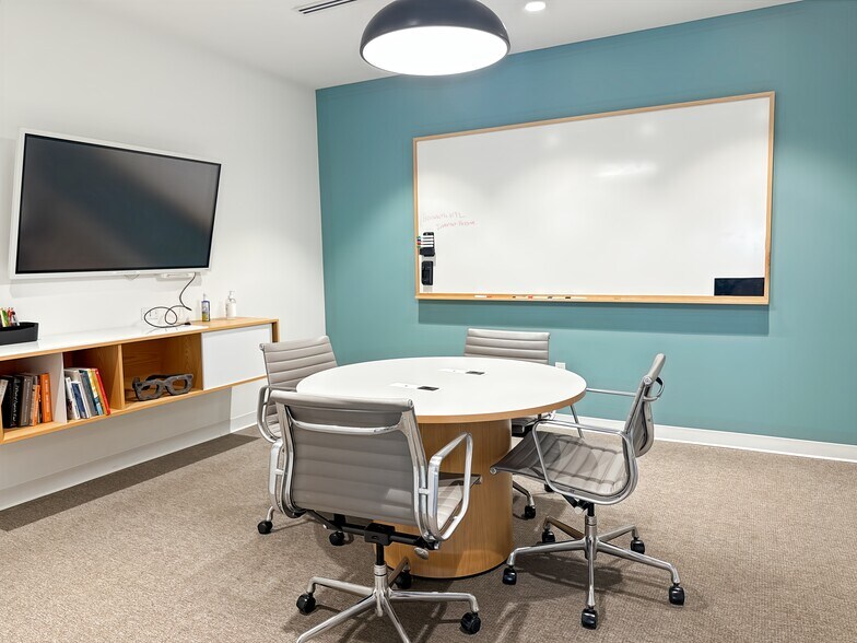 More Photos Of 15169 N Scottsdale Rd, Scottsdale Coworking Space