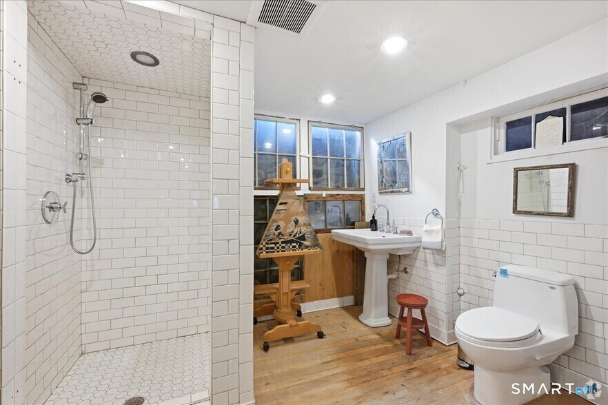 More Photos Of 21 Main St, Chester Freestanding For Sale