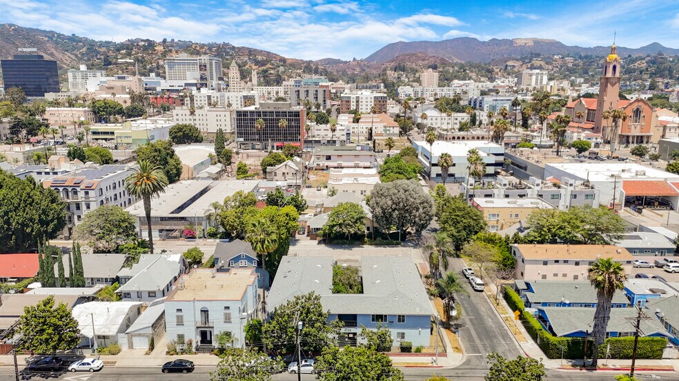 More Photos Of 6705 De Longpre Ave, Los Angeles Apartments For Sale