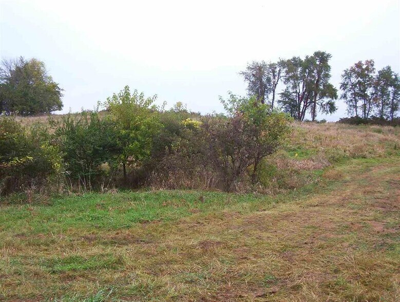 More Photos Of 210th Street Northeast, Solon Land For Sale