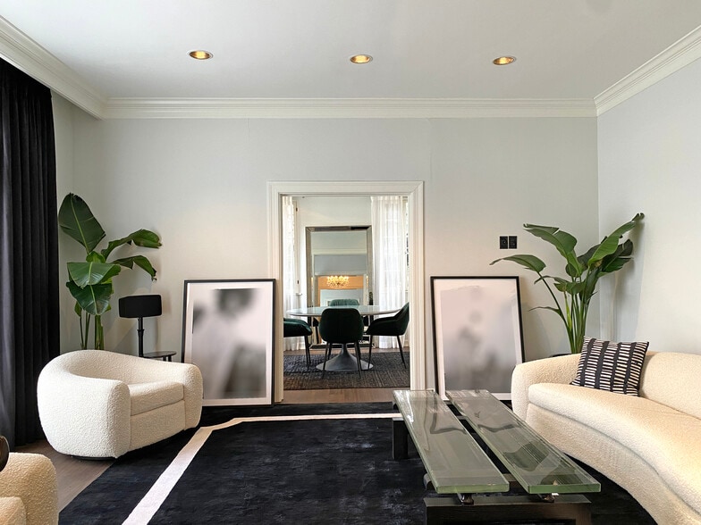More Photos Of 4526 Wilshire Blvd, Los Angeles Office Residential For Sale