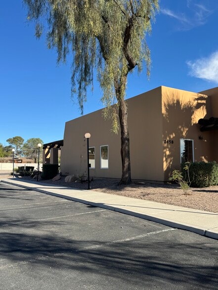 More Photos Of 2458 E Russell Rd, Las Vegas Medical For Sale