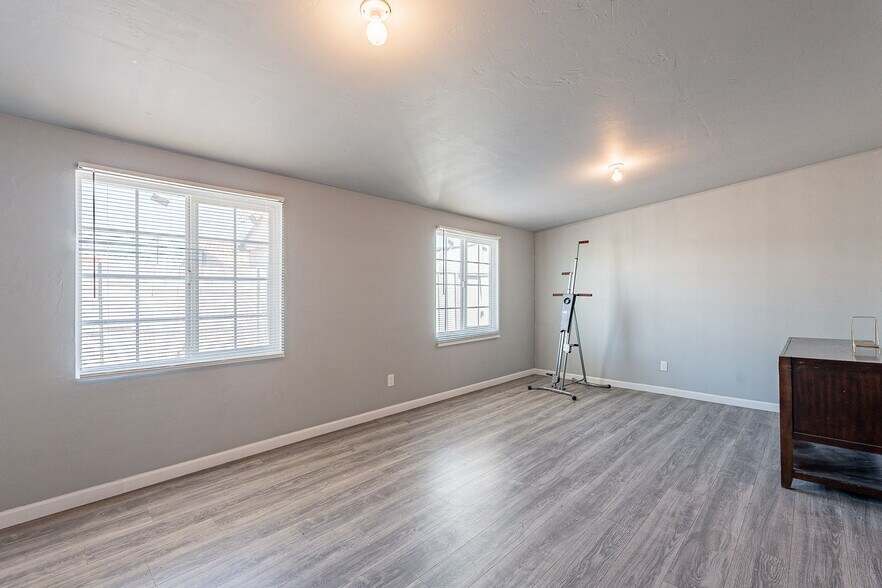 More Photos Of 3115 N 55th Ave, Phoenix Apartments For Sale
