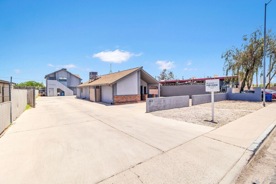 More Photos Of 517 S Lebaron St, Mesa Warehouse For Lease
