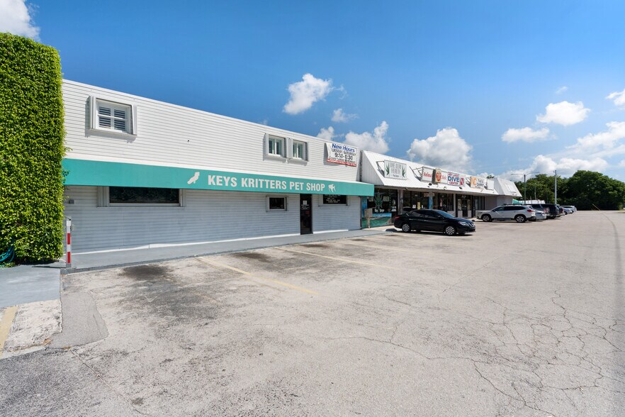 More Photos Of 100636 Overseas Hwy, Key Largo Storefront Retail Residential For Sale