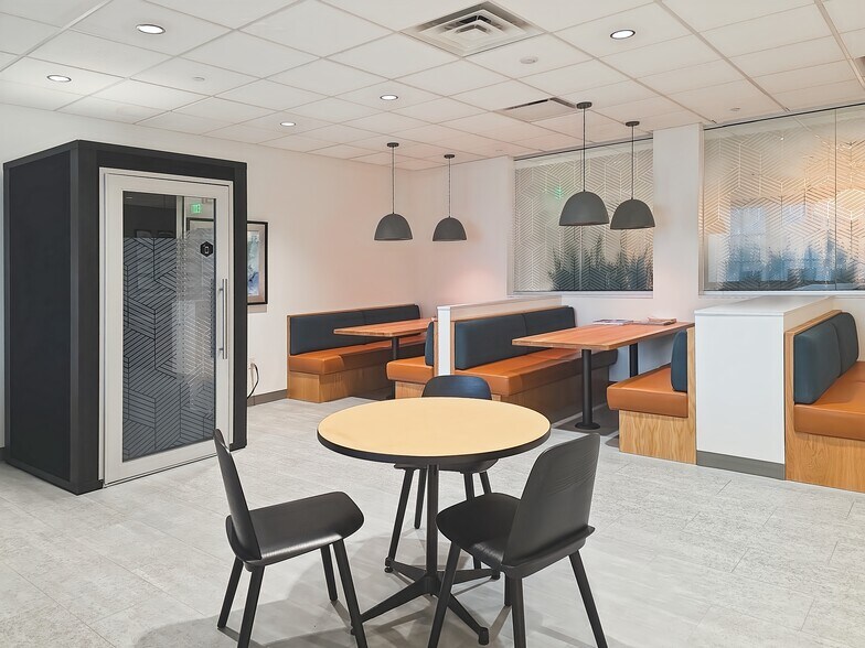 More Photos Of 495 Grand Blvd, Miramar Beach Coworking Space