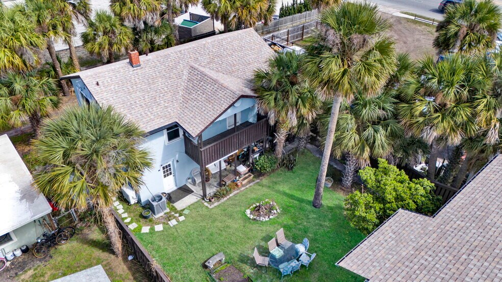 More Photos Of 315 15th Ave N, Jacksonville Beach Apartments For Sale