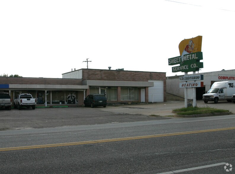More Photos Of 2804 NW 10th St, Oklahoma City Manufacturing For Sale