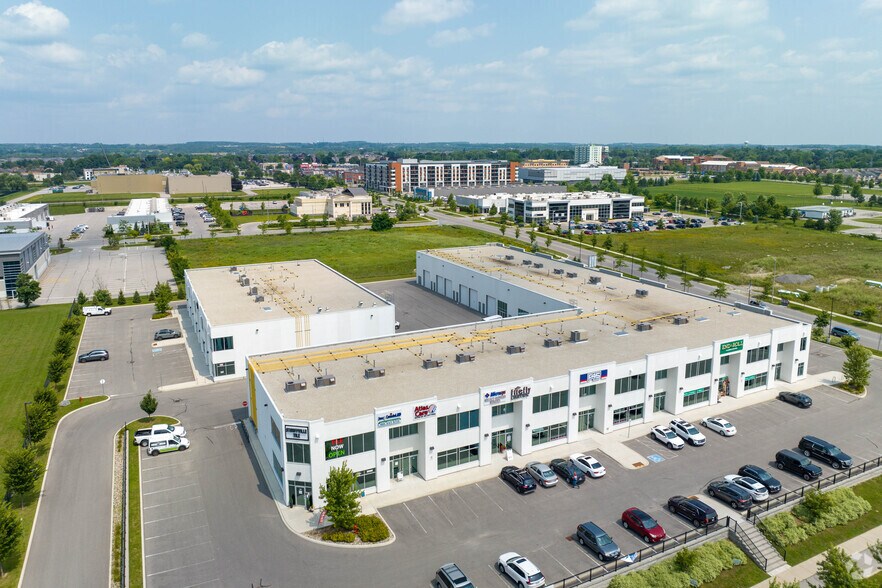 More Photos Of 200 Mostar St, Whitchurch-Stouffville Light Distribution For Lease