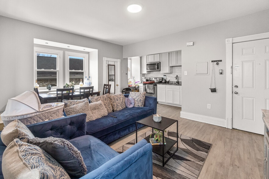 More Photos Of 136 Broadway, Hagerstown Apartments For Sale