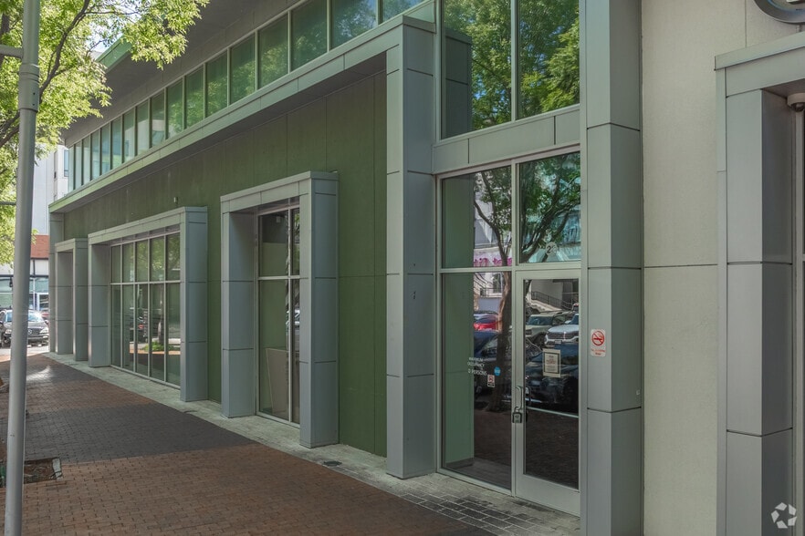 More Photos Of 5301 Alpha Rd, Dallas Unknown For Lease