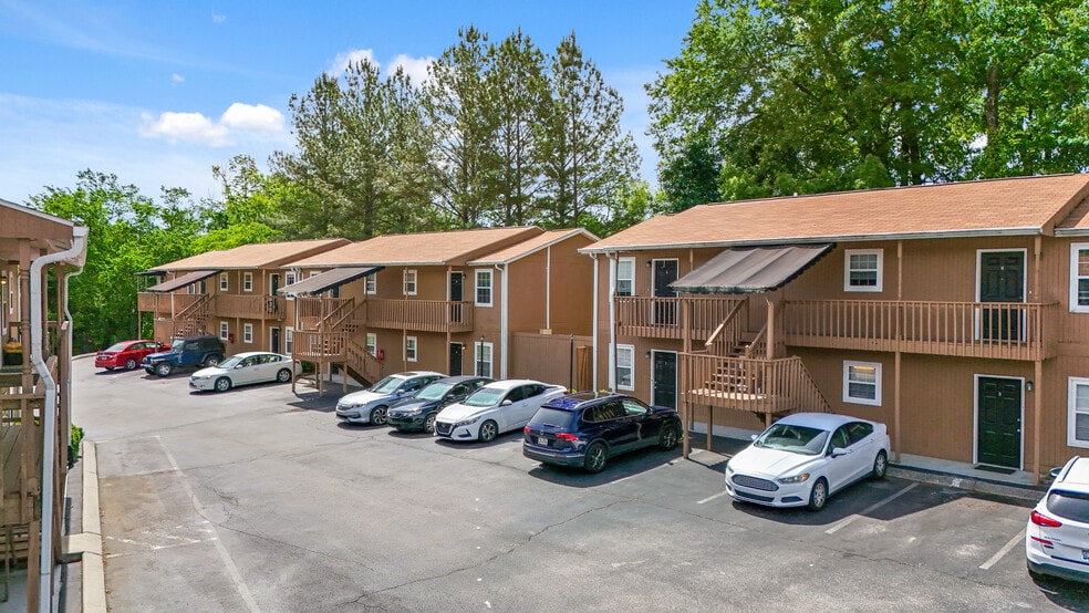 More Photos Of 1802 Hamill Rd, Hixson Apartments For Sale