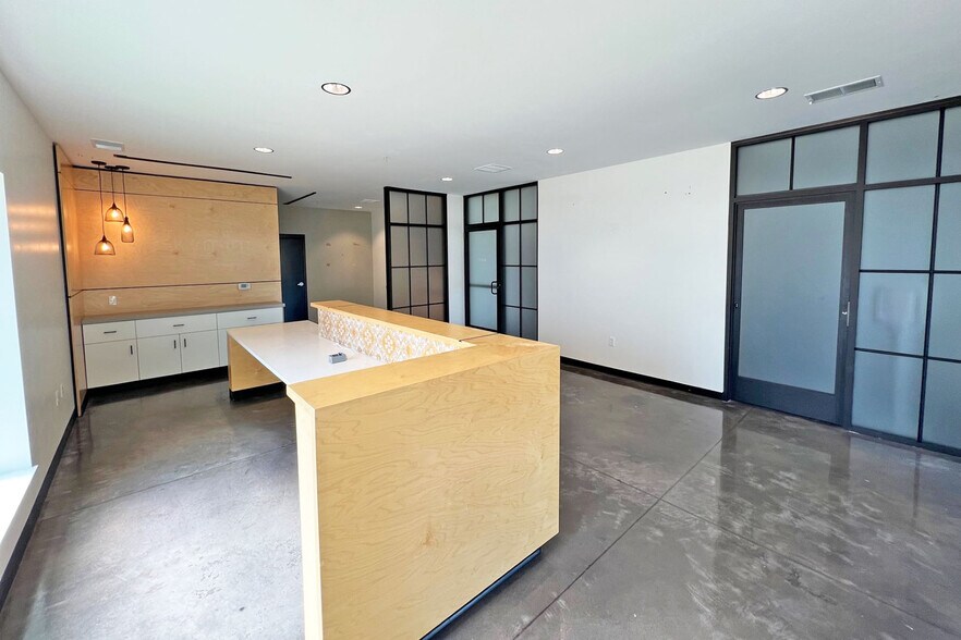 More Photos Of 4330 Wilder Rd, Bay City Freestanding For Lease