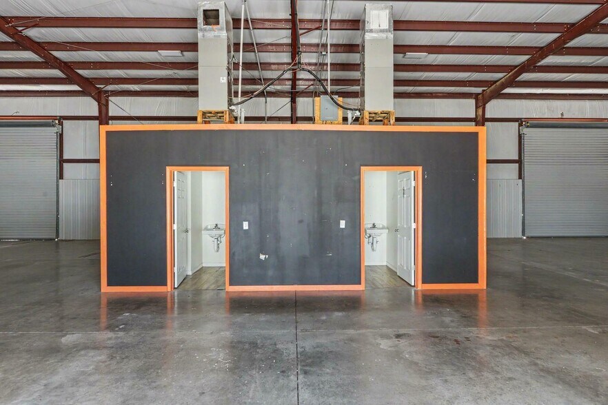 More Photos Of 3291 Warrior Dr, D'Iberville Light Distribution For Lease