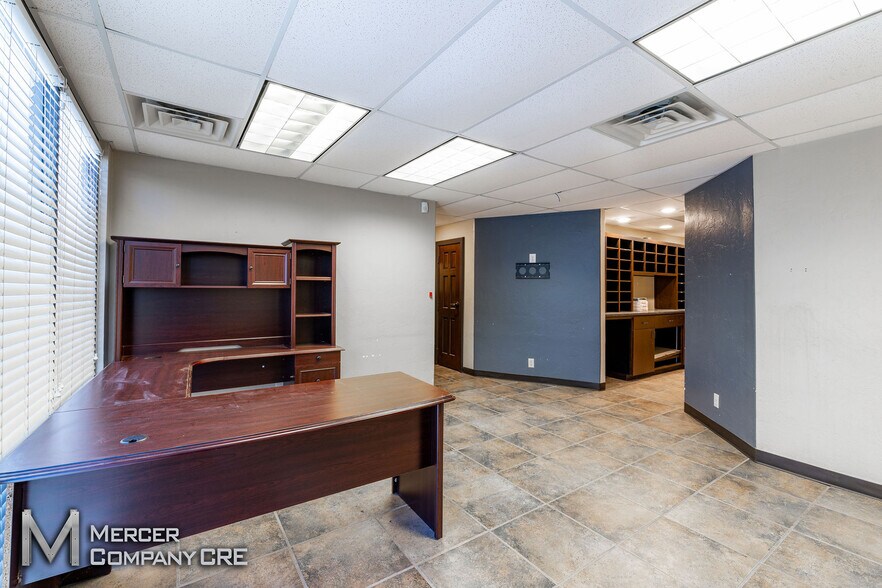 More Photos Of 1635 SE 29th St, Oklahoma City Warehouse For Sale