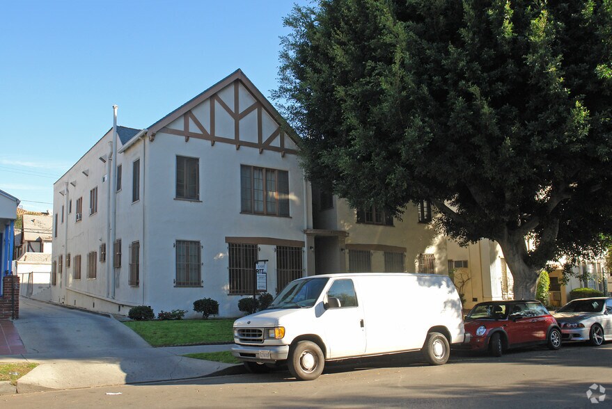 More Photos Of 626 S Cloverdale Ave, Los Angeles Apartments For Sale