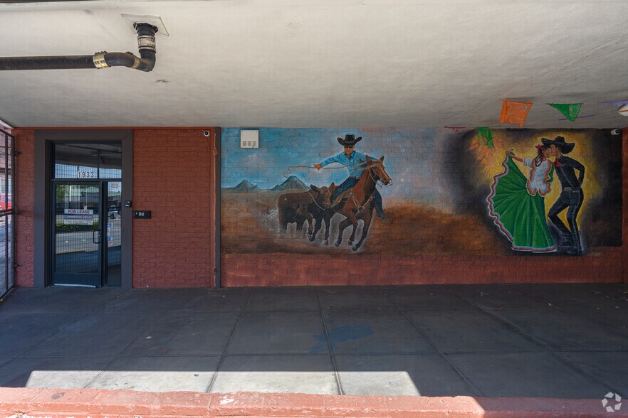 More Photos Of 1815-1985 Oro Dam Blvd E, Oroville Department Store For Sale