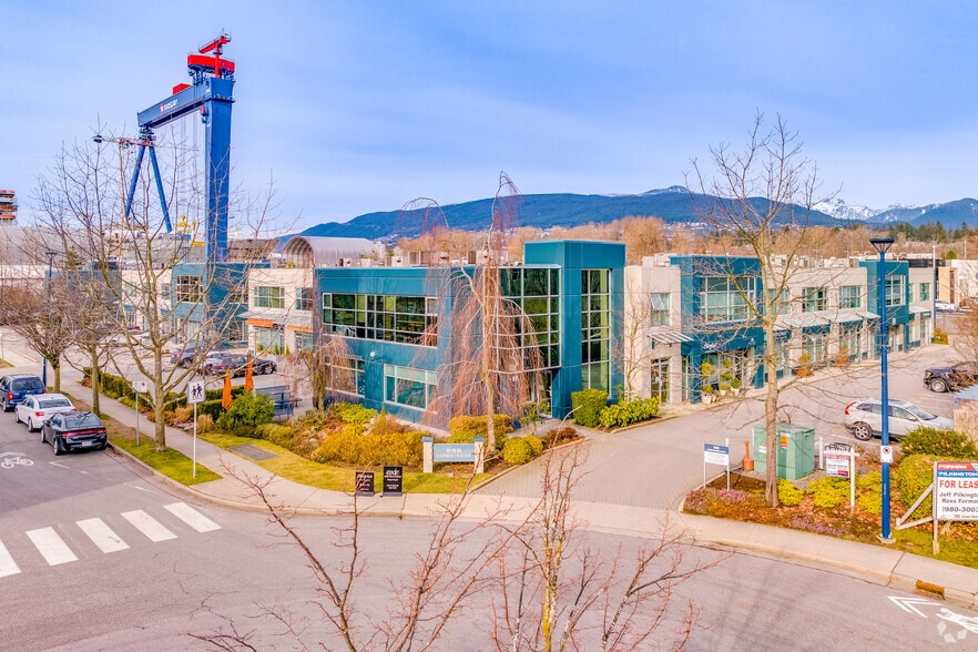 More Photos Of 998 Harbourside Dr, North Vancouver Showroom For Lease