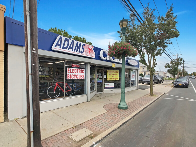More Photos Of 270 Larkfield Rd, East Northport Storefront Retail Office For Sale