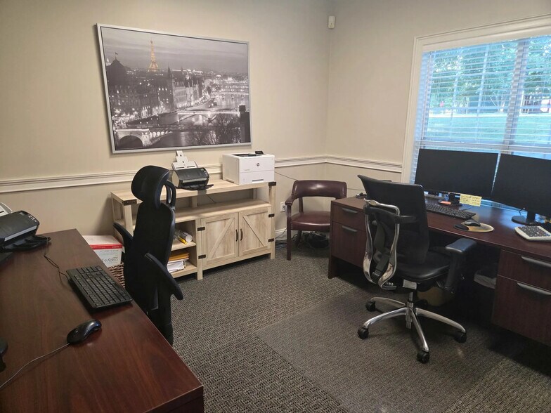 More Photos Of 375 Gaines School Rd, Athens Office For Lease