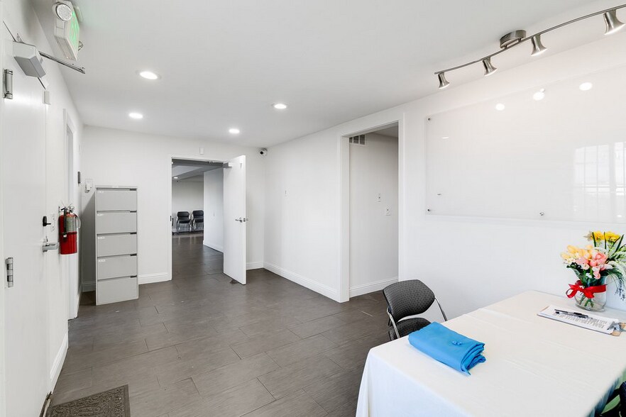 More Photos Of 1966 Broadway St, Vallejo Storefront For Sale