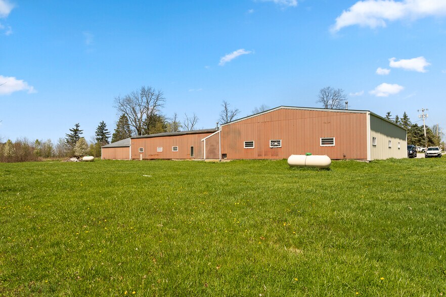 More Photos Of 201 Reed St, Spencer Light Manufacturing For Sale