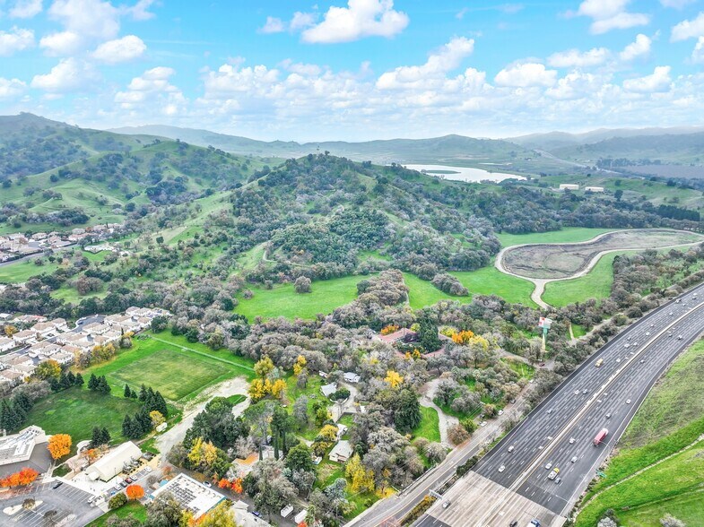 More Photos Of 300-316 Butcher Rd, Vacaville Land For Sale