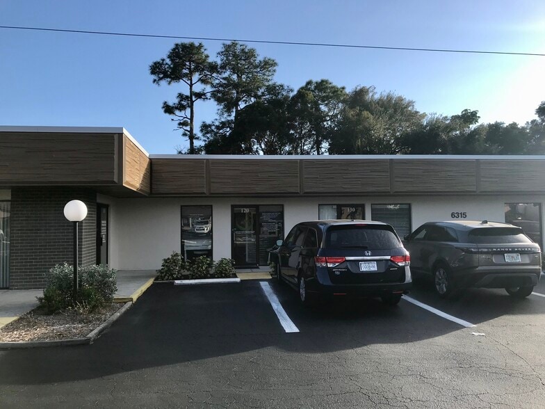 Primary Photo Of 6315 Presidential Ct, Fort Myers Office For Lease