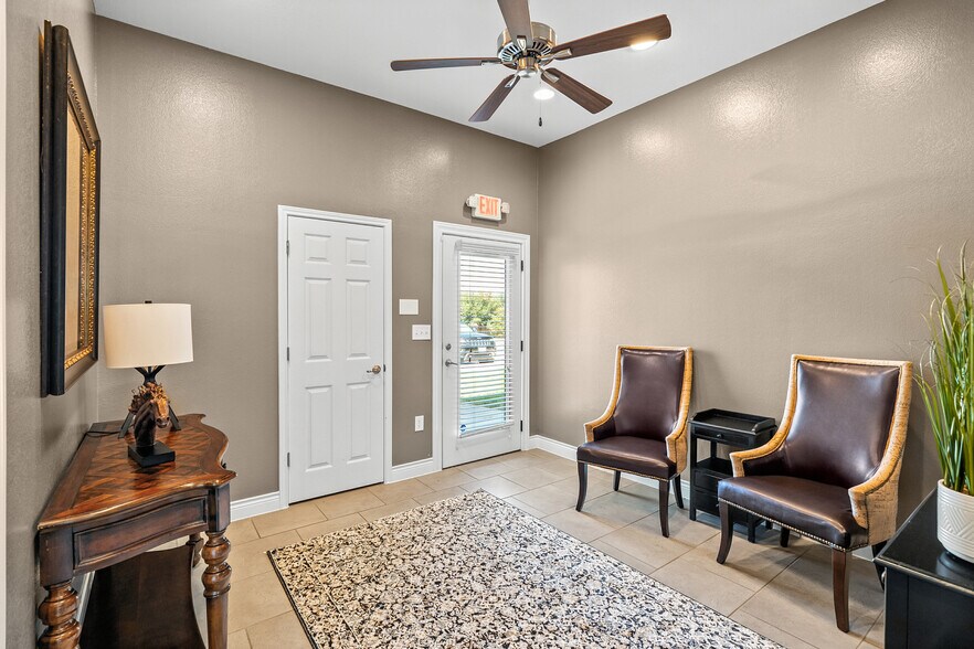 More Photos Of 1490 Rusk Rd, Round Rock Coworking Space