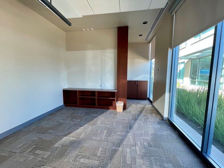 More Photos Of 9110 Irvine Center Dr, Irvine Coworking Space