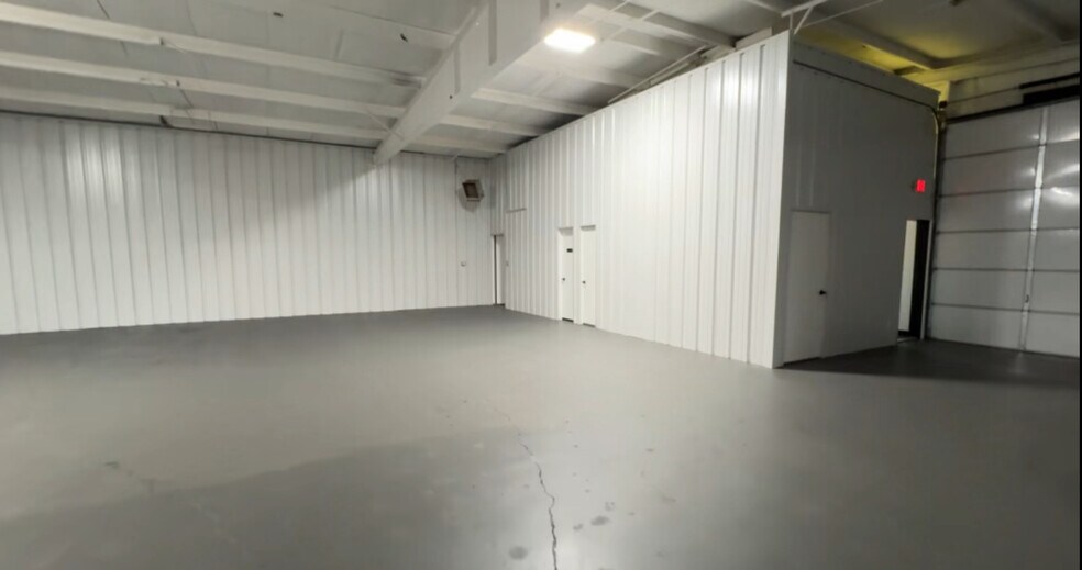 More Photos Of 15120 S 77th Ave, Bixby Manufacturing For Sale
