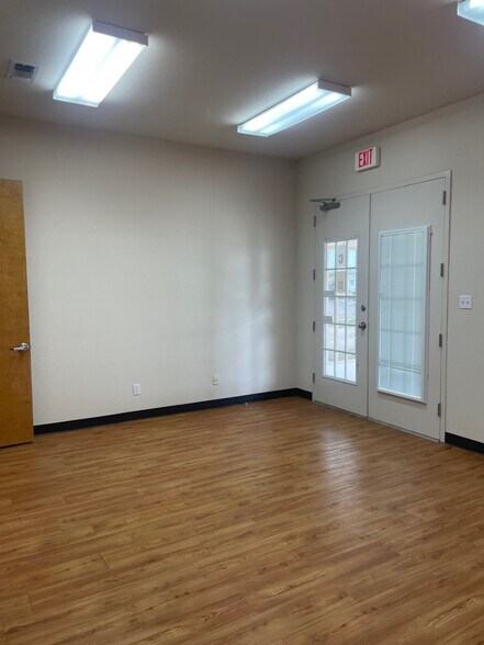 More Photos Of 251 N FM 1626, Buda Medical For Lease